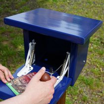 Blauer Stempelkasten der Harzer Klöster